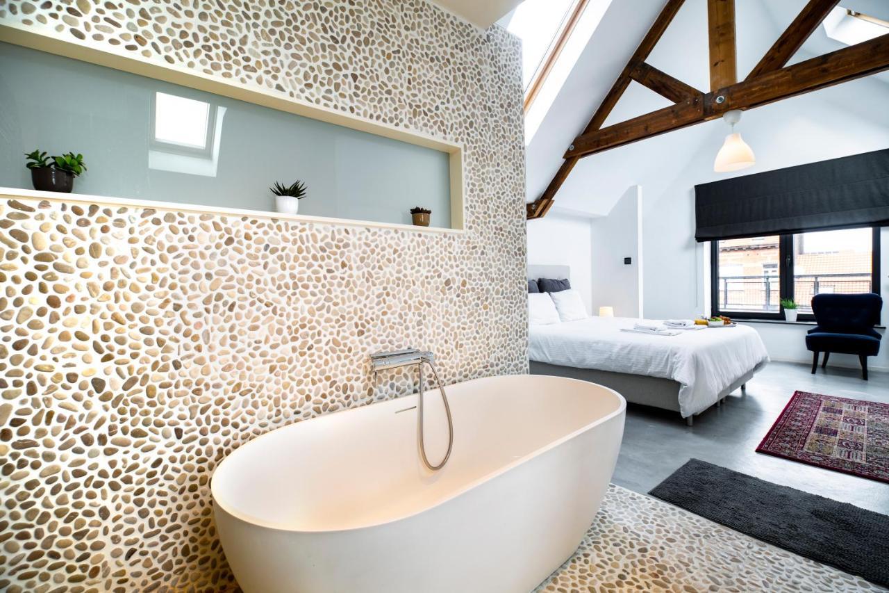 Appartement Magnifique Penthouse 3 Chambres Dans Le Quartier Du Canal *